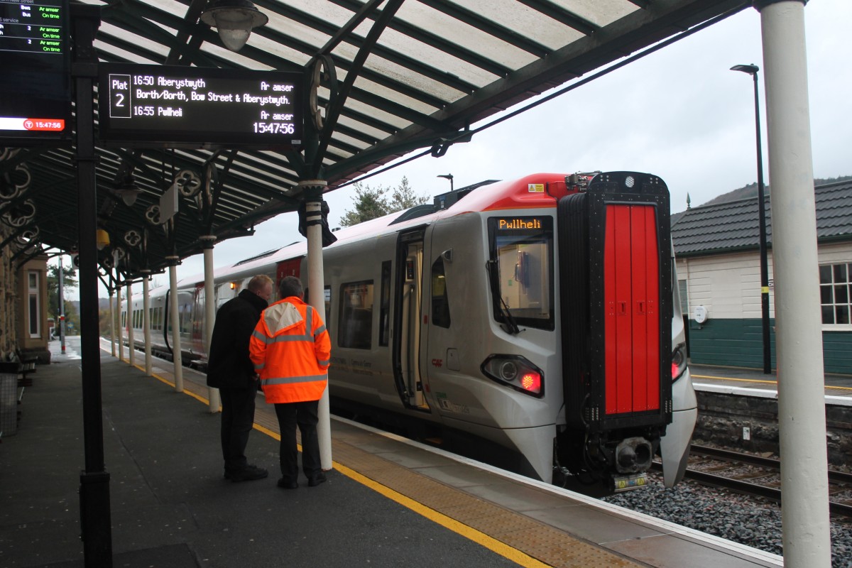 Class 197 on test at Machynlleth